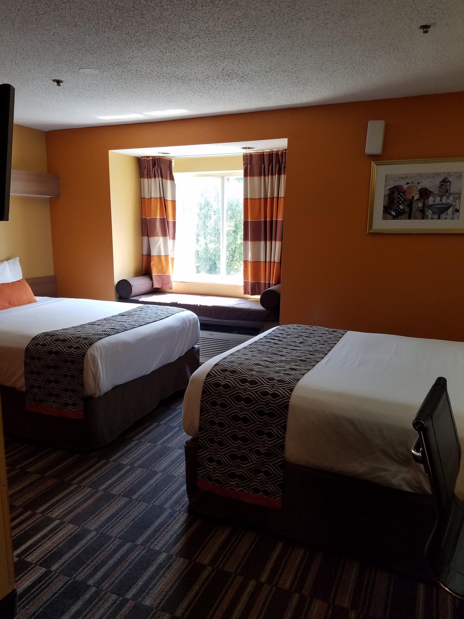 Microtel Inn & Suites By Wyndham Гатлинбург Экстерьер фото