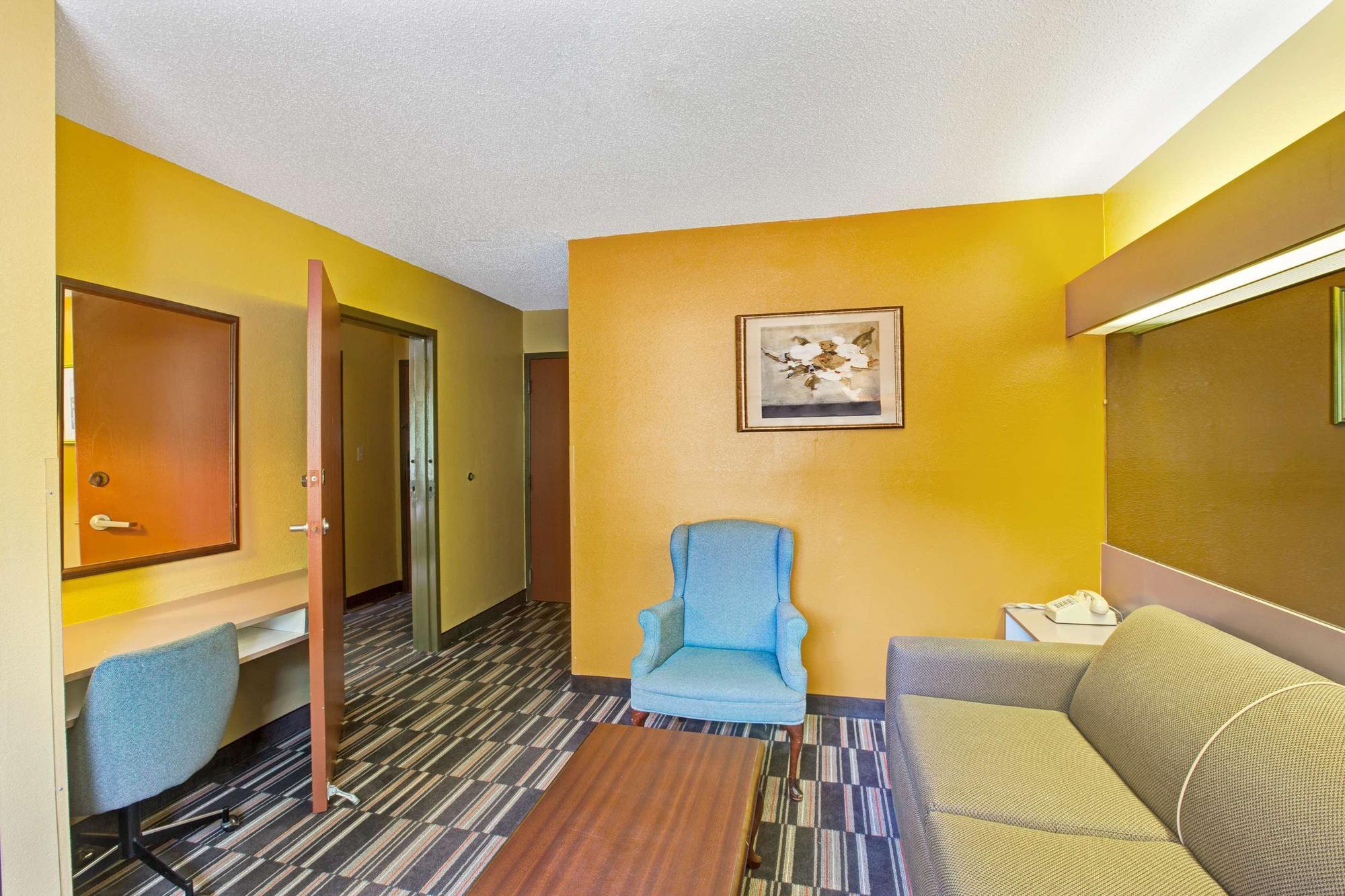 Microtel Inn & Suites By Wyndham Гатлинбург Экстерьер фото